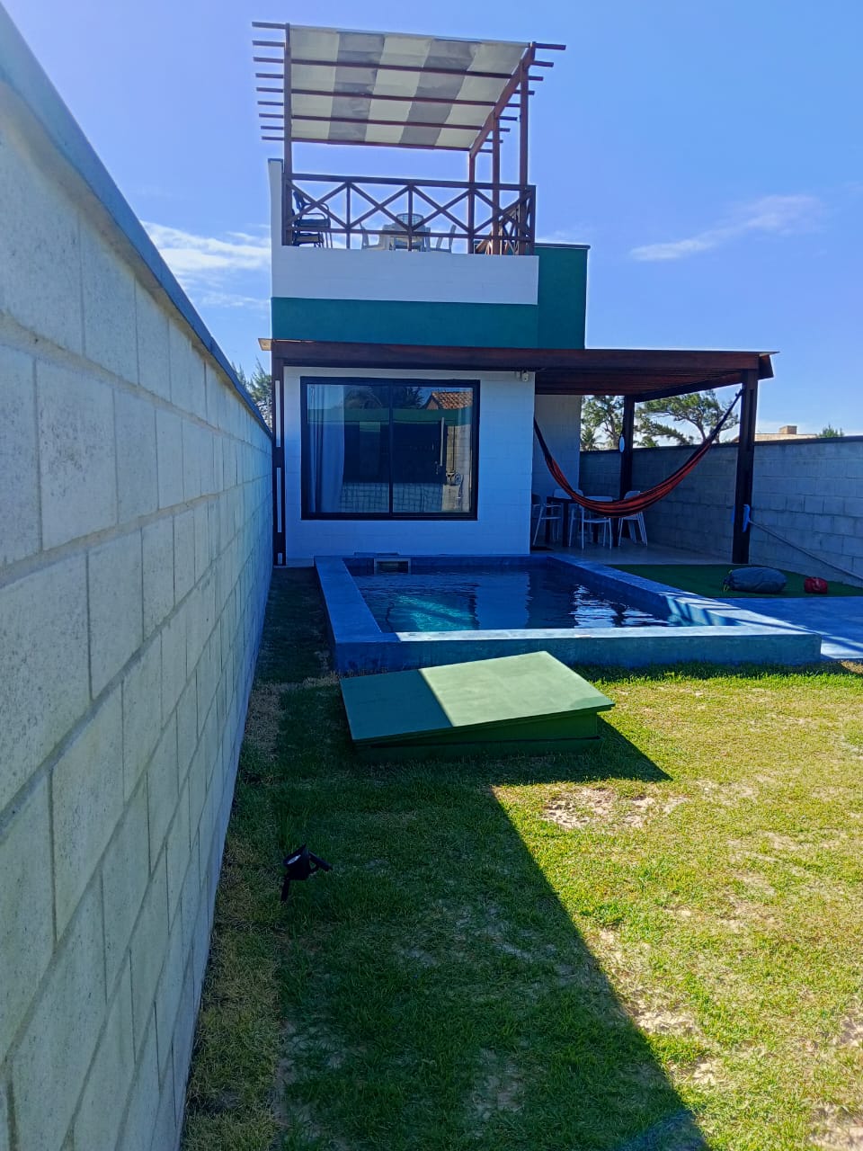 Casa Concreto piscina — foto real